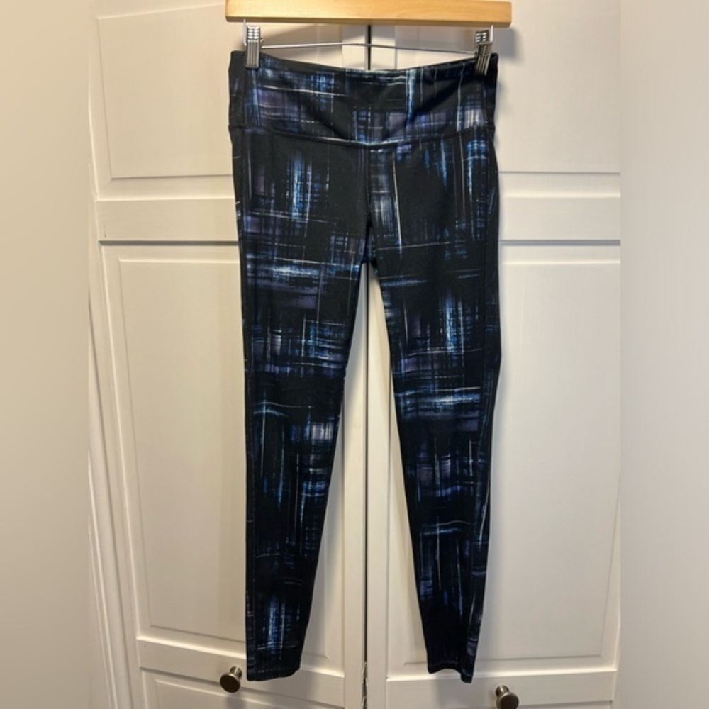 Athleta Leggings Size Women’s Small Color Black,Blue,Purple And White